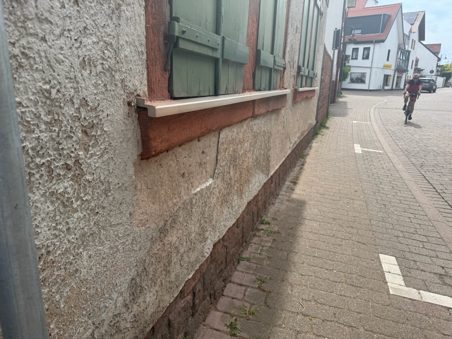 Verfärbungen an der Fassade